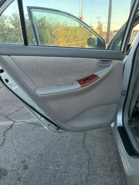 2004 Toyota Corolla