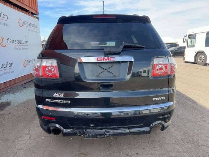 2011 GMC Acadia